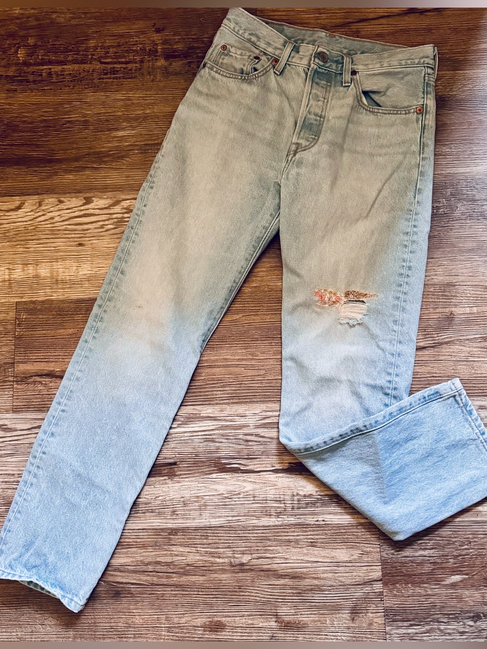 Levi's 501 150th Anniversary Light Blue Jeans-Knee Distress Floral Patch Sz 27